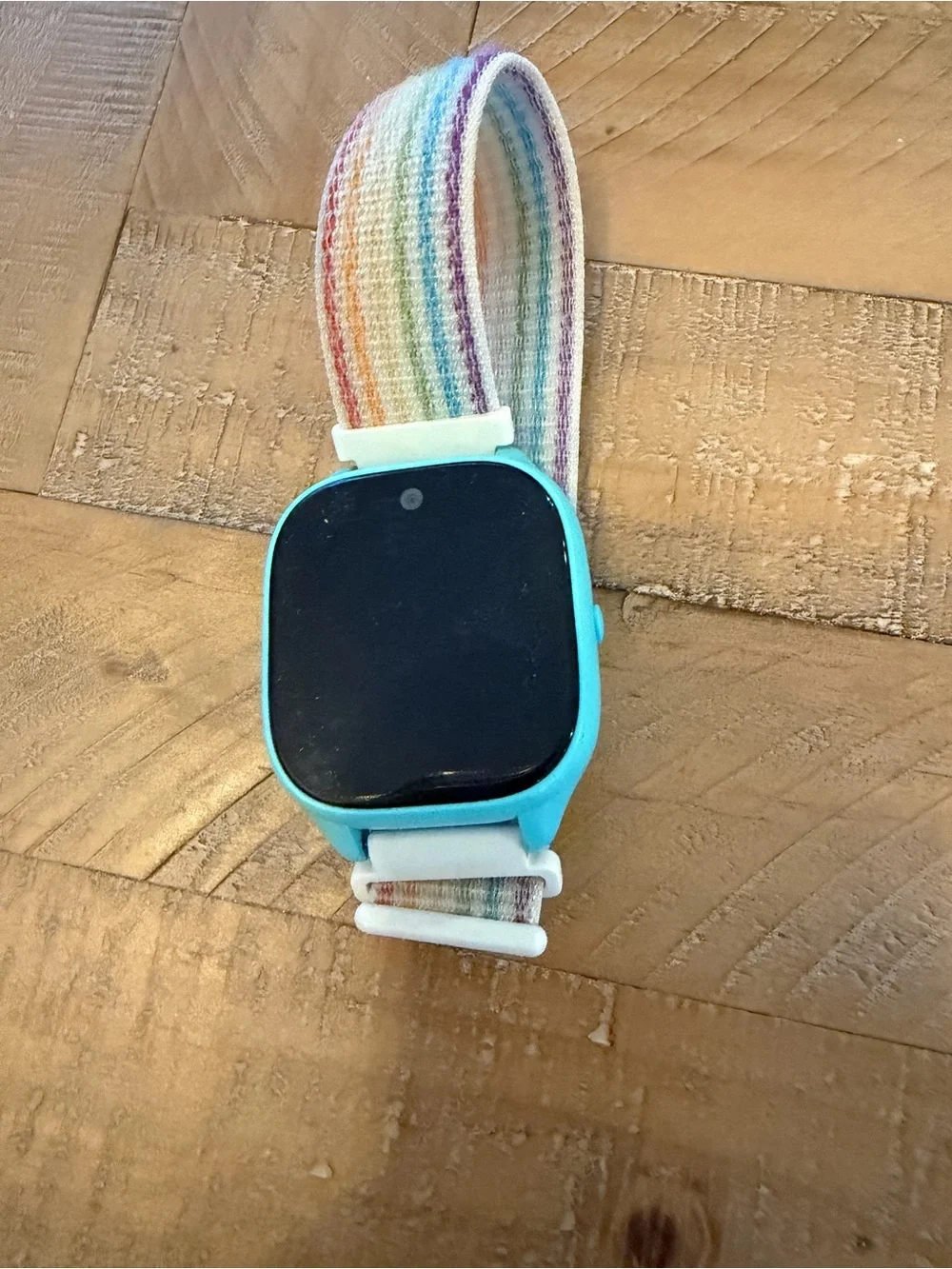Kids Gizmo Smartwatch with Rainbow Nylon Band - Teal Case